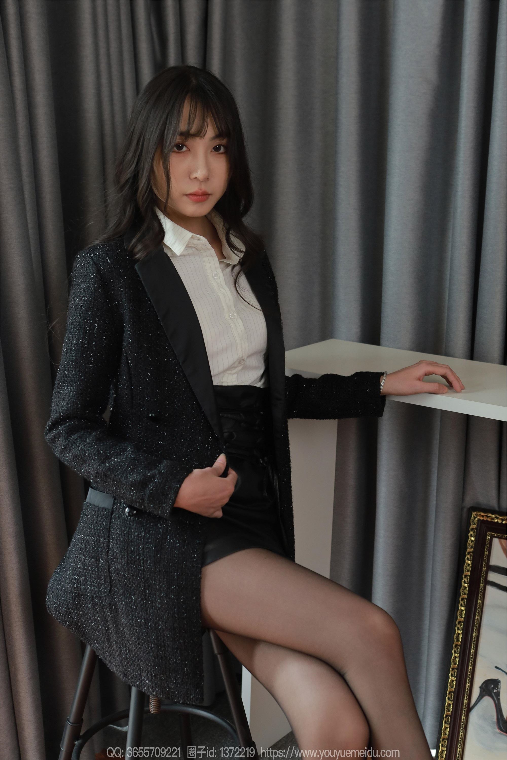 IESS异思趣向  2024.12.27 丝享家 1935 团团《脚尖加固》